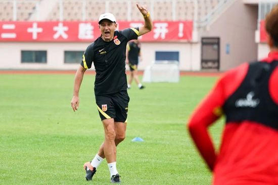 精品一区二区三区免费观看